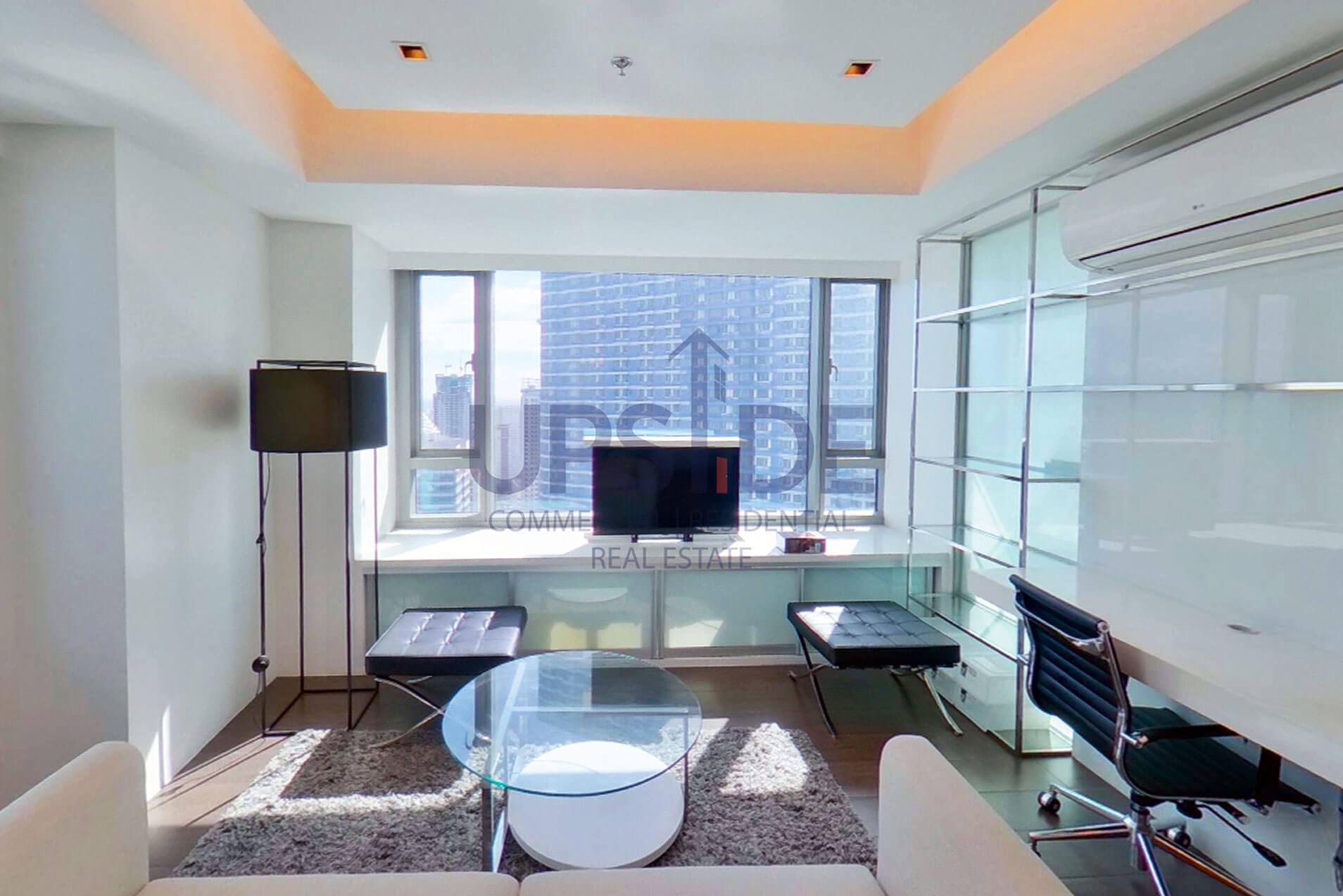 Upscale 1-Bedroom in Alphaland Makati Place