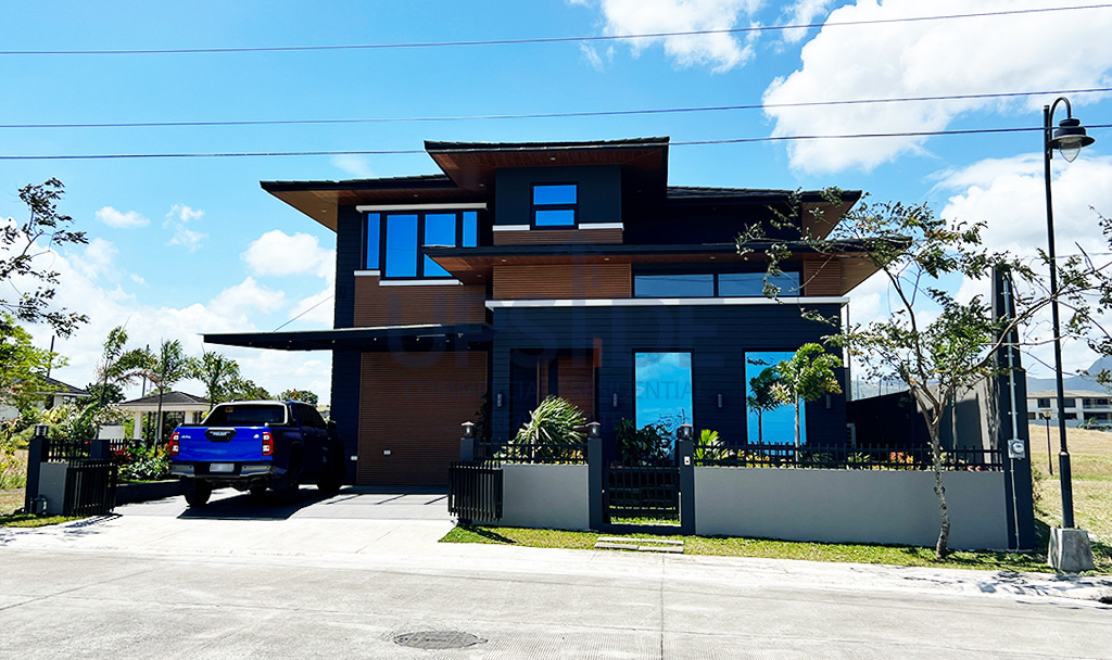 6-BR Brand New Modern Contemporary House in Mirala, Nuvali