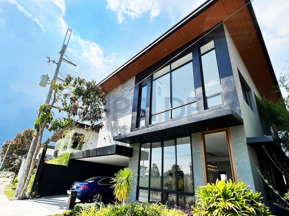 Venare Nuvali Brand New House and Lot for Sale