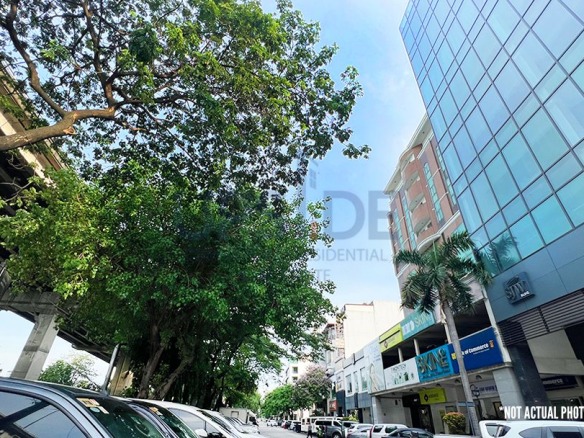 Makati Commercial lot for sale