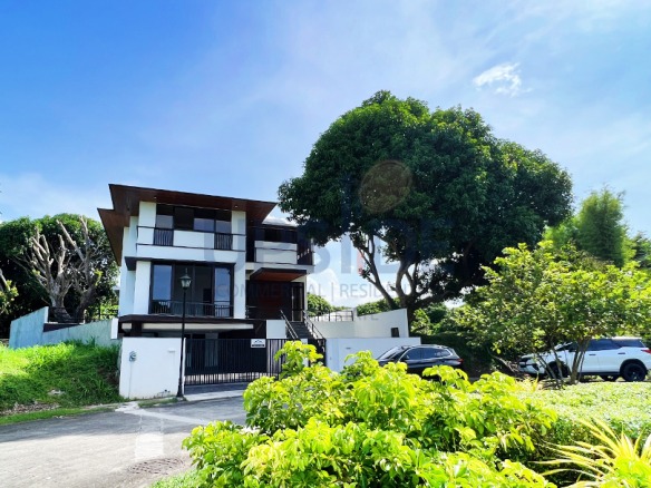 Beautiful Ayala Westgrove 5BR + Theater Room and 6 Car Garage House and Lot for Sale