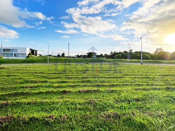 Venare Nuvali Lot For Sale 400 sqm