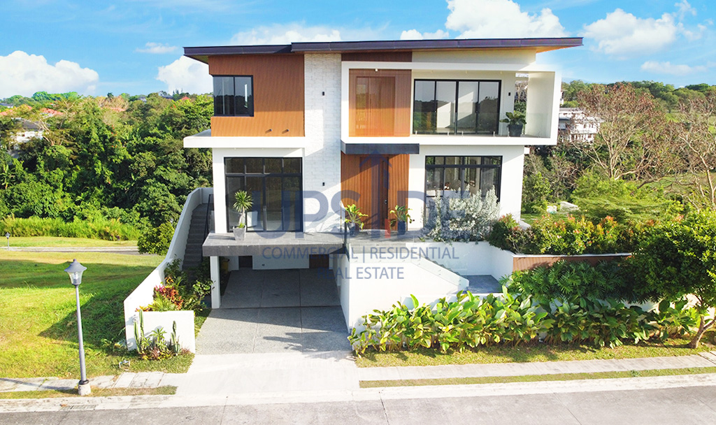 Ayala Westgrove Heights House for Sale with Swimming Pool