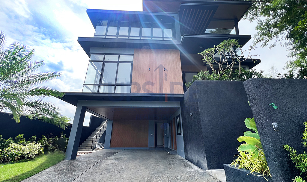 Ayala Westgrove Heights Brand New 4-Level House For Sale