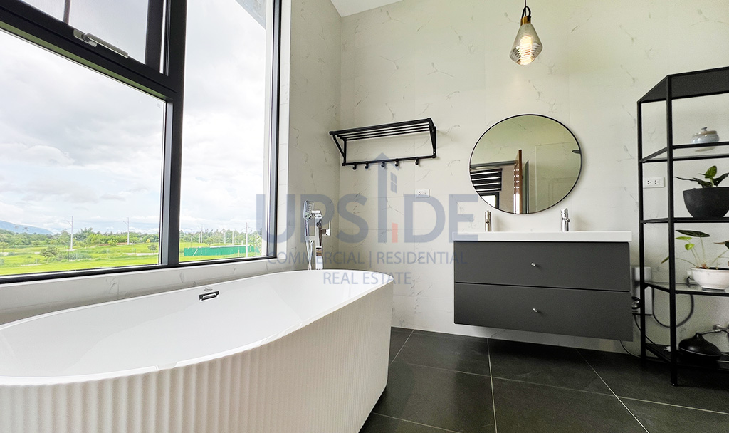 Mondia Nuvali House for Sale | Bathtub