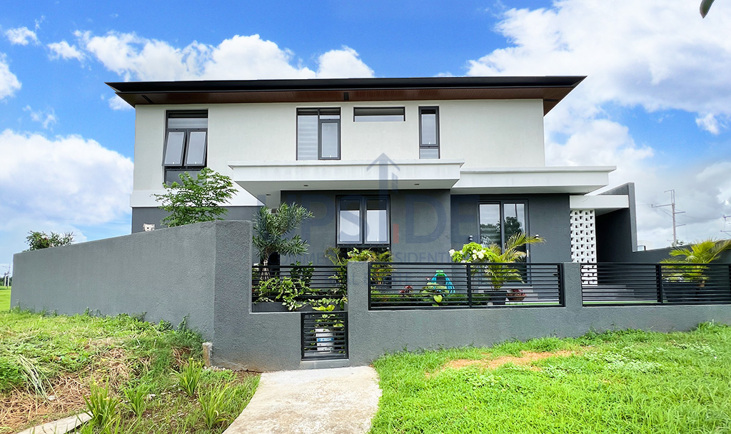 Mondia Nuvali House for Sale | Side