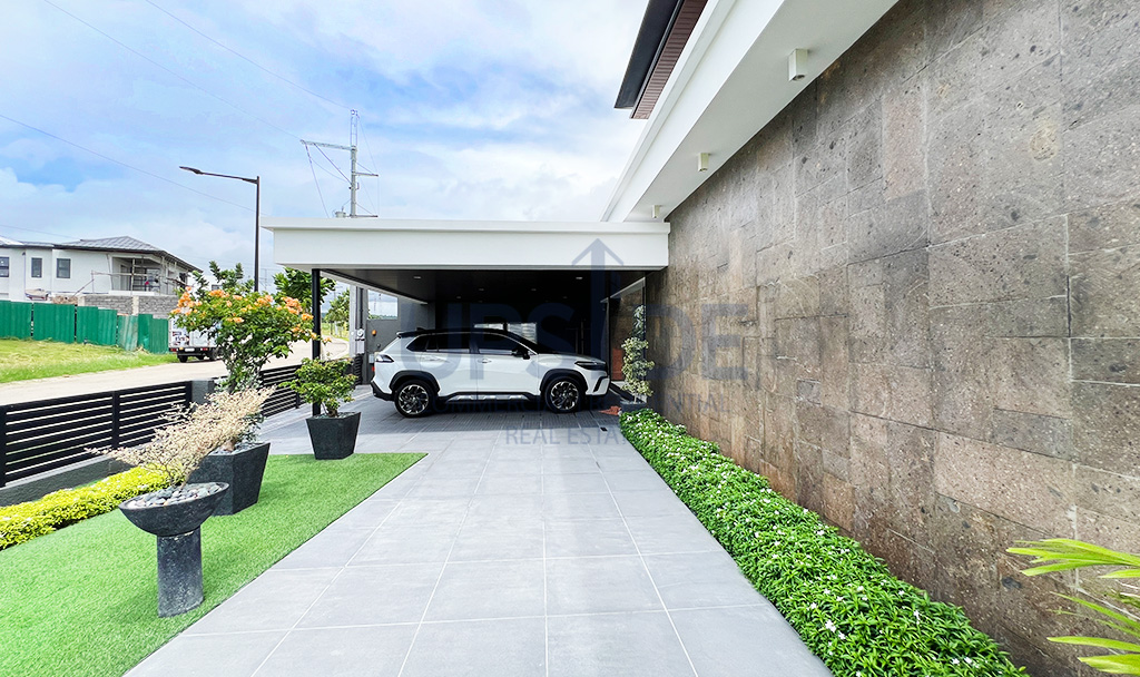 Mondia Nuvali House for Sale | Garage