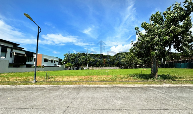 Treveia Nuvali Lot for Sale 250 sqm