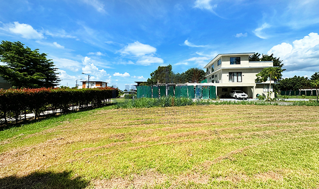 Treveia Nuvali Lot For Sale Near the Main Clubhouse