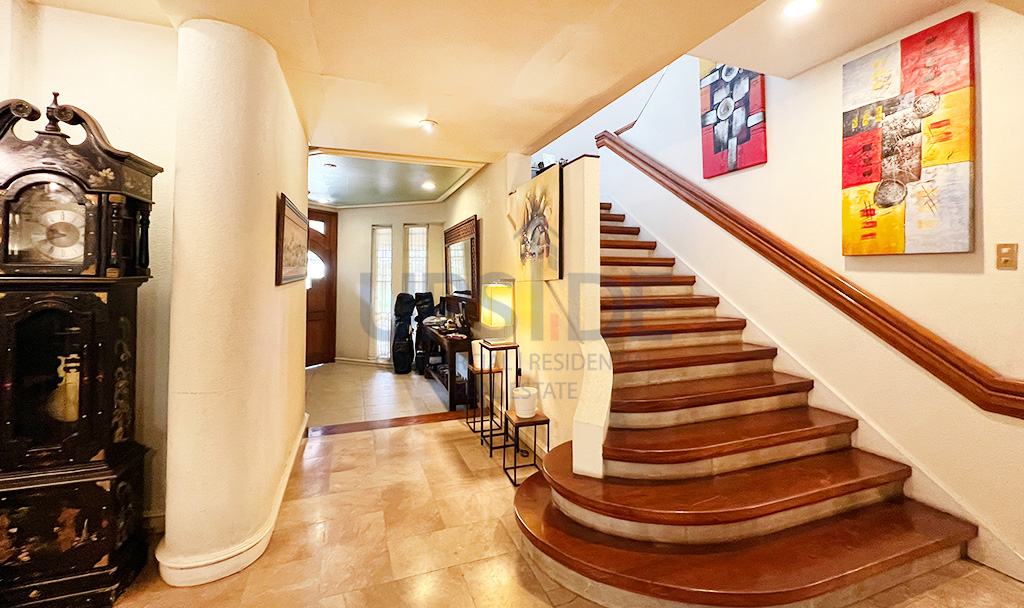 Ayala Alabang House for Sale Near the Gate