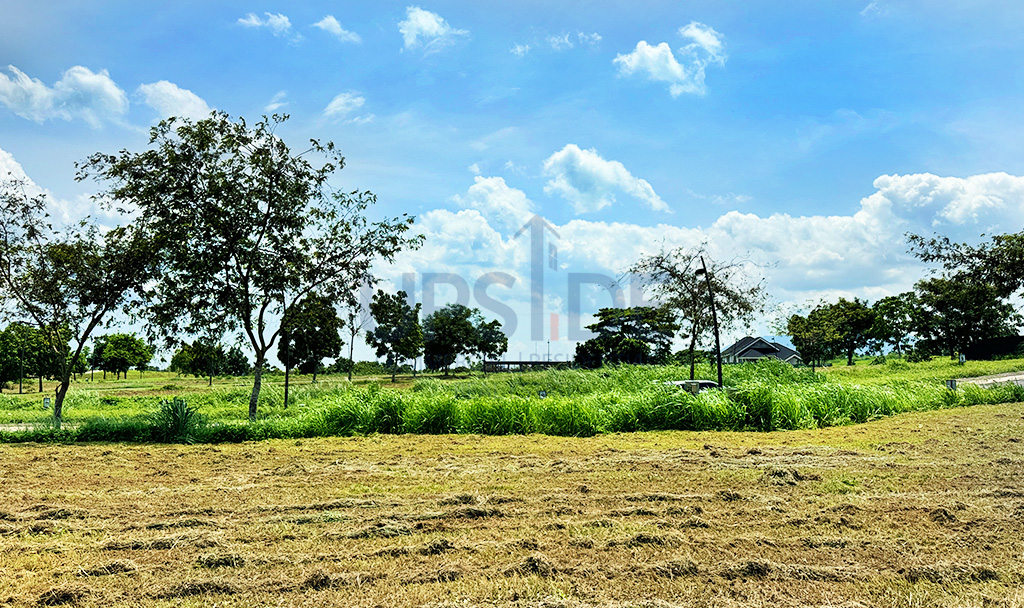 Nuvali Riomonte Lot for Sale Facing East