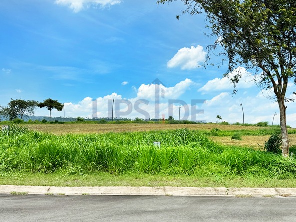 Nuvali Riomonte Lot for Sale Facing East