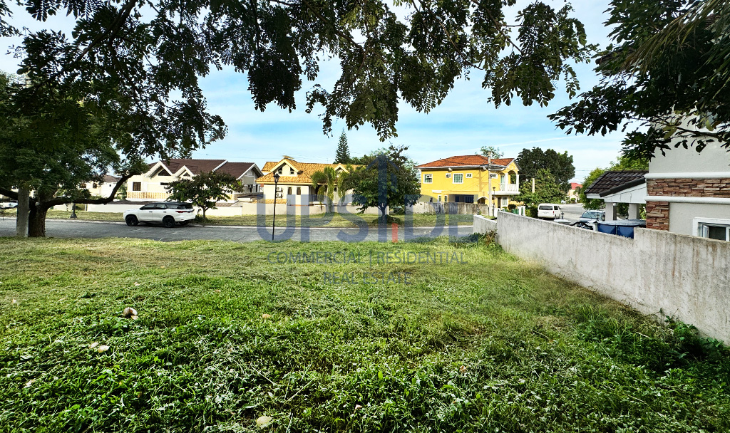 South Forbes Villas Lot for Sale