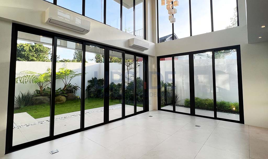 Ayala Westgrove Heights House For Sale Facing the Sports Center - Torre Vista