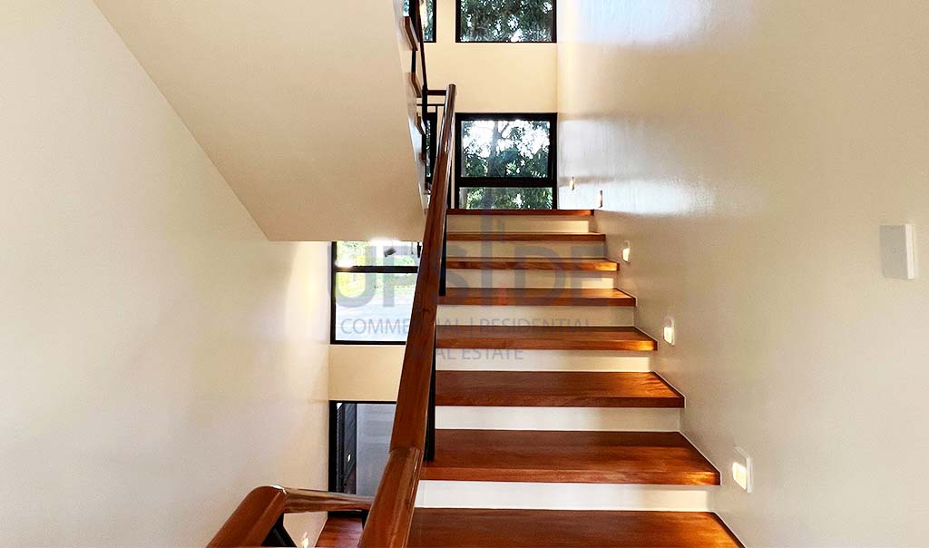 Ayala Westgrove Heights House For Sale Facing the Sports Center - Torre Vista