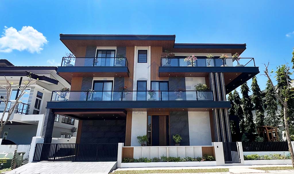 Phuket Mansions House For Sale With Views