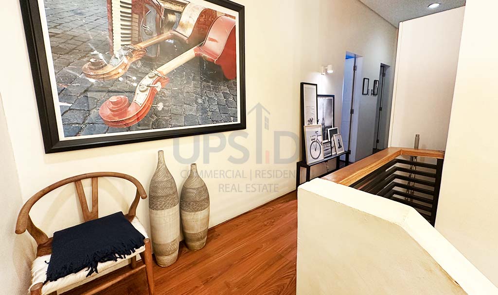 3 bedroom Mahogany Place 2 Acacia Estates Modern House For Sale — ₱46.8M — DMCI Homes, Taguig