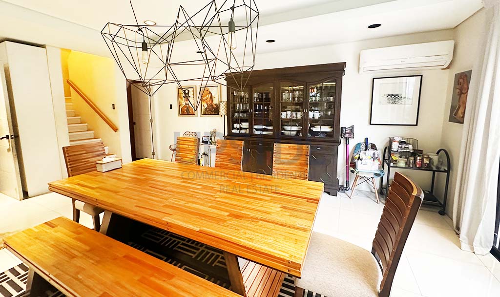 3 bedroom Mahogany Place 2 Acacia Estates Modern House For Sale — ₱46.8M — DMCI Homes, Taguig