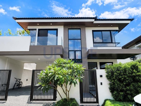 4 Bedroom BF Bayanihan, BF Homes Parañaque House For Sale — ₱42M — United BF Homeowners Association Incorporated, Parañaque