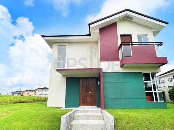 3 bedroom Hillcrest Estates Nuvali House For Sale — ₱21.5M — Avida Land Corp, Calamba Laguna