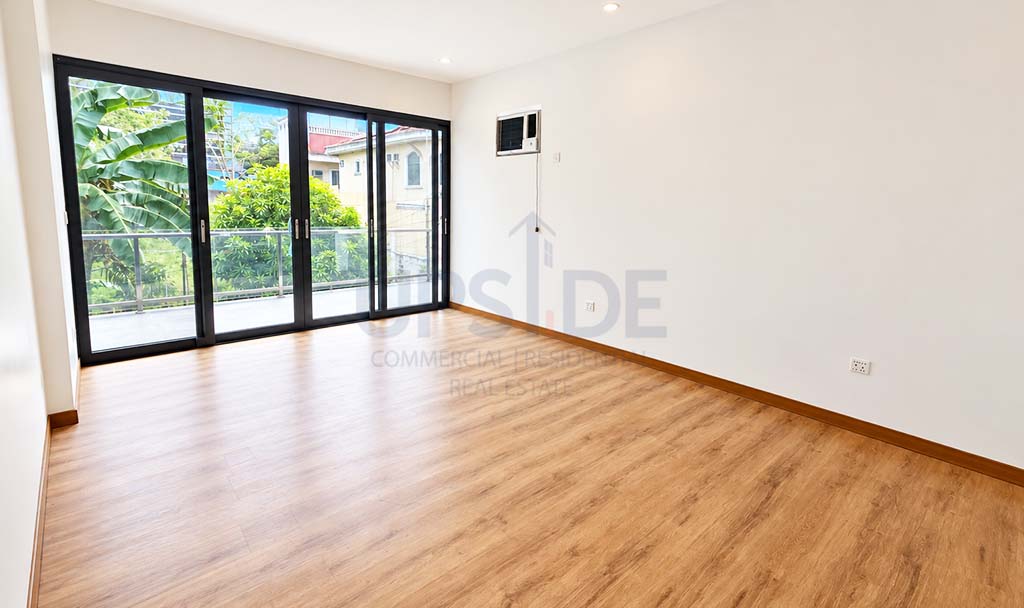 5 Bedroom Villa Kalayaan House For Sale — ₱78M — Across BGC