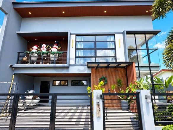 5 bedroom The Sonoma House For Sale — ₱25M — Empire East, Santa Rosa, Laguna